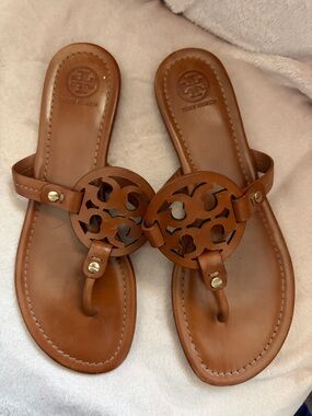 Tory Burch Cognac Leather Cutout Logo Thong Sandals